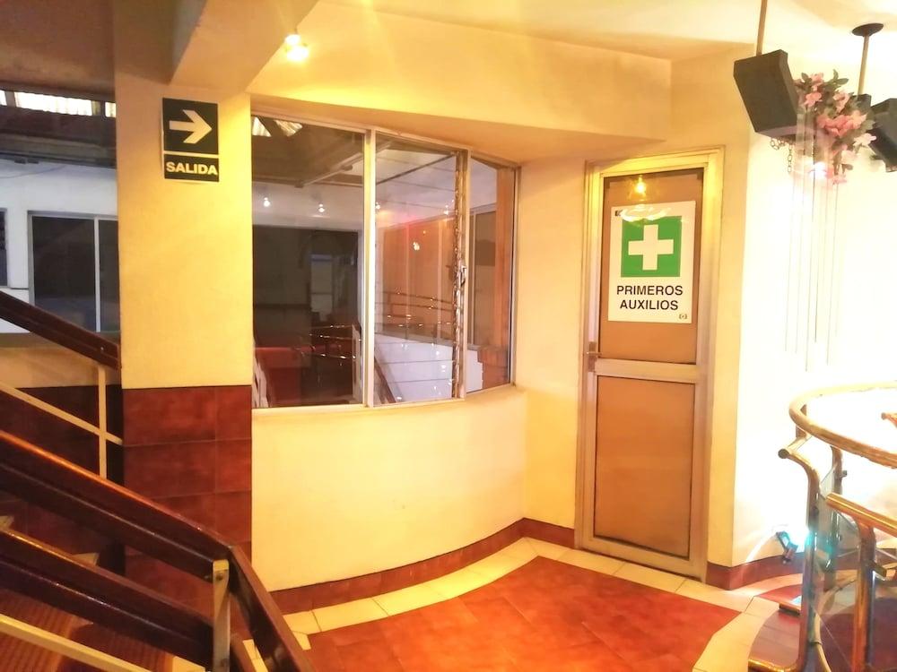Hotel La Joya - Lobby Lounge