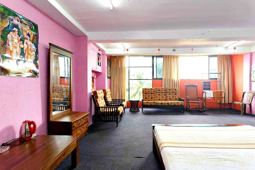 Ashan's Cozy Apartments - Room