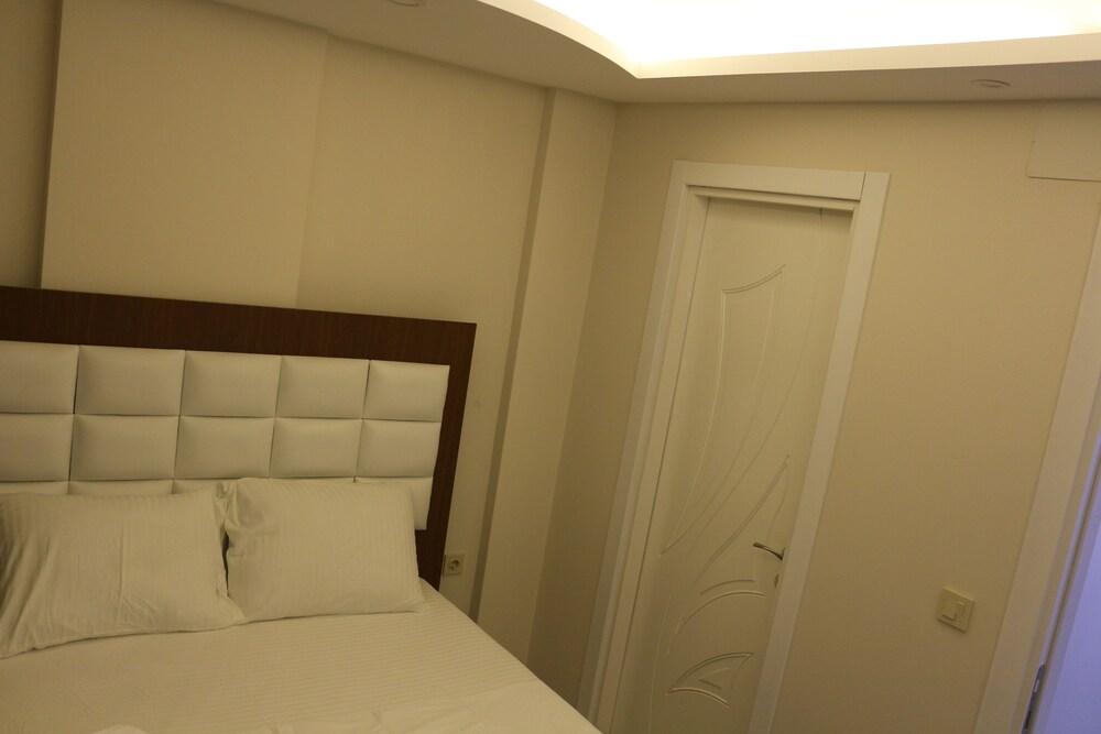 Teker Suite Hotel - Room