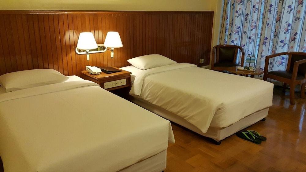 Panda Hotel - Room