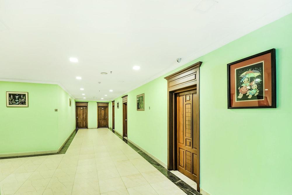 FabHotel Kangappadan Residency - Lobby
