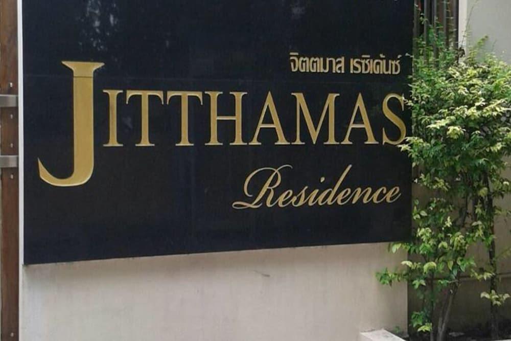 Jitthamas Residence - Exterior detail