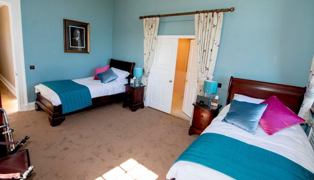 Port Lympne Reserve - Port Lympne Hotel - Room