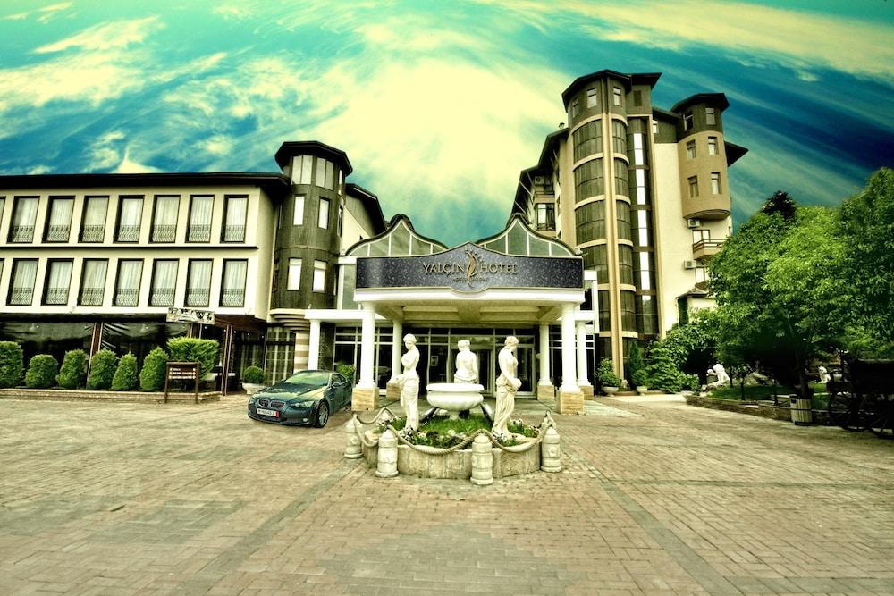 Yalcin Hotel Resort - Featured Image