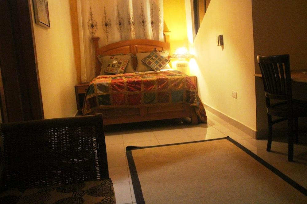 Accra Royal Castle Apartments & Suites - Room