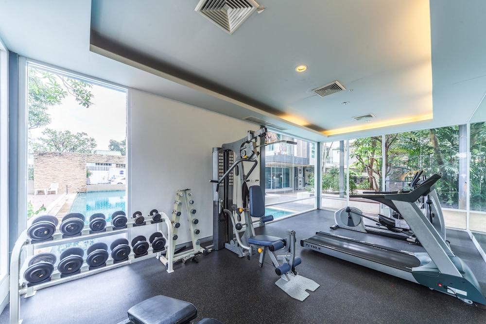 Double Trees Residence - Fitness Facility
