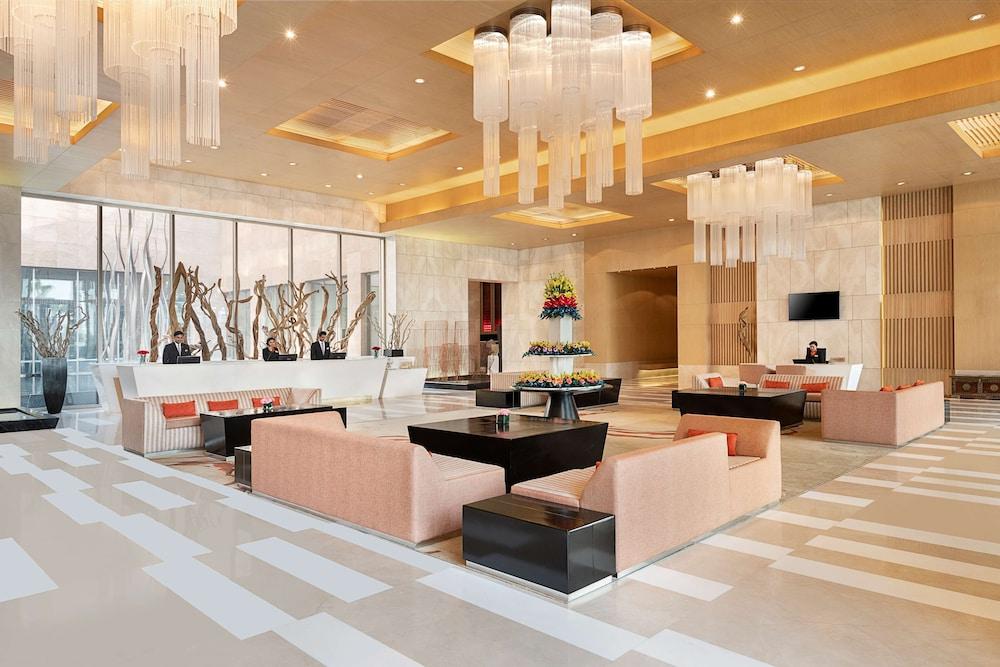 Radisson Blu Hotel Amritsar - Lobby
