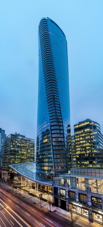 Trump International Hotel & Tower Vancouver - null