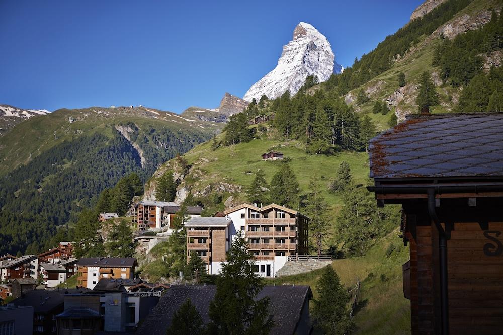 La Vue - Zermatt Luxury Living Appartements - Featured Image