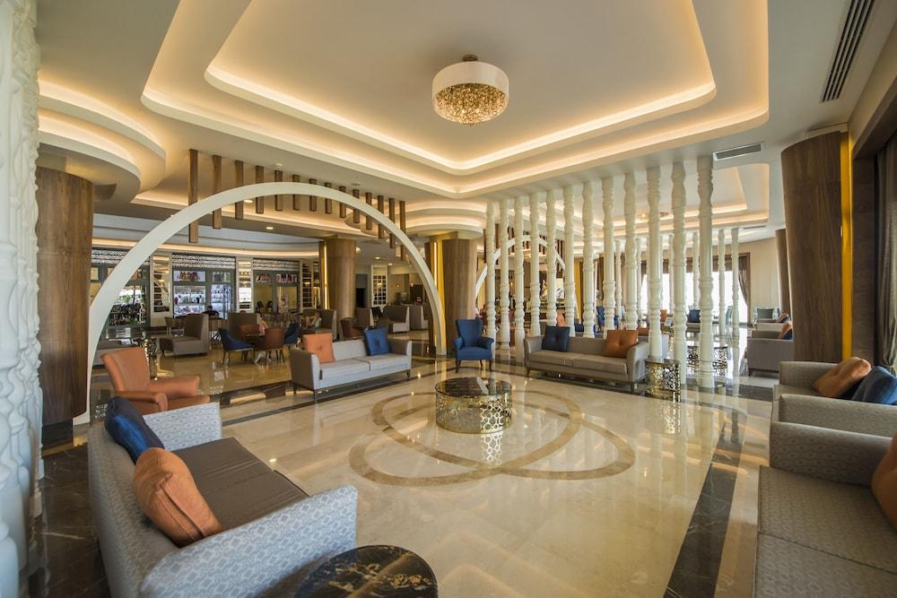 دريم وورلد أكوا هوتل - شامل جميع الخدمات - Lobby Lounge