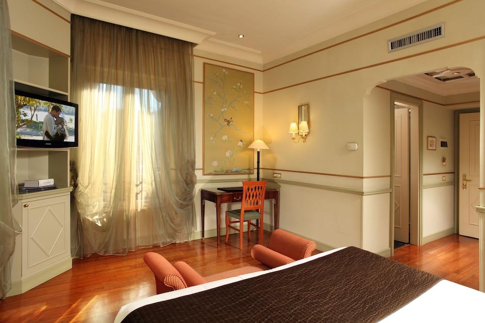 Hotel Degli Aranci - Room