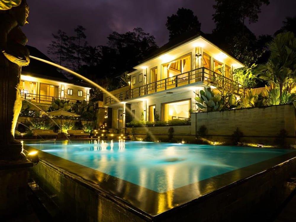 Jiwa Klusa Luxury Villa - Pool