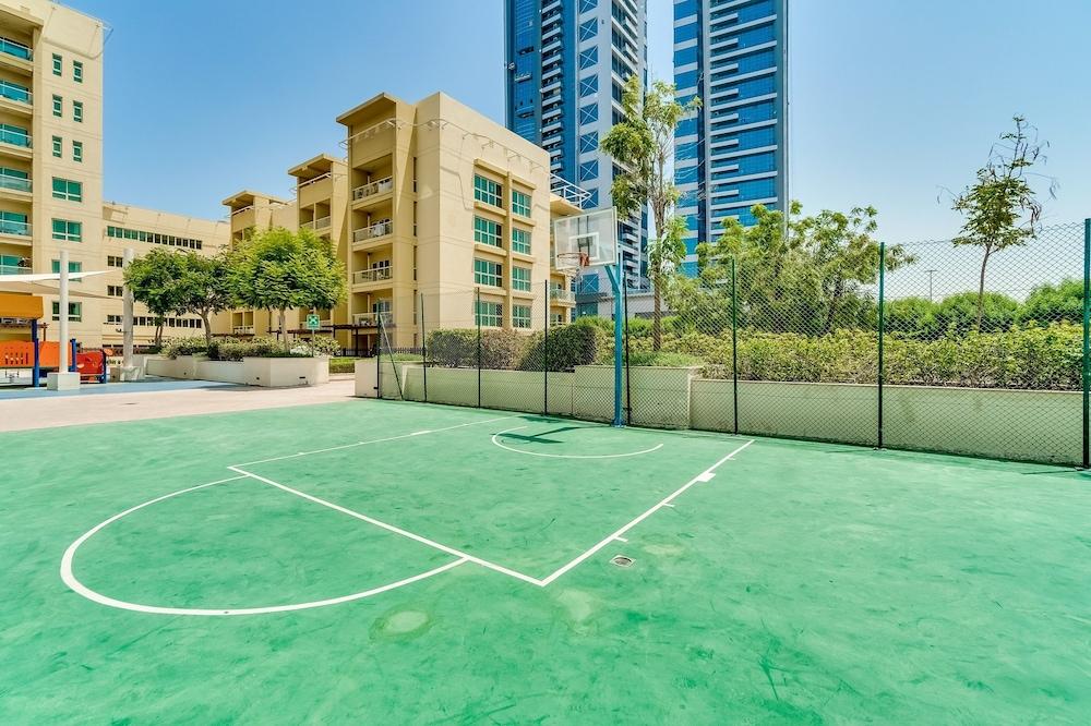 1 Bedroom Apartment Greens - Basketball Court