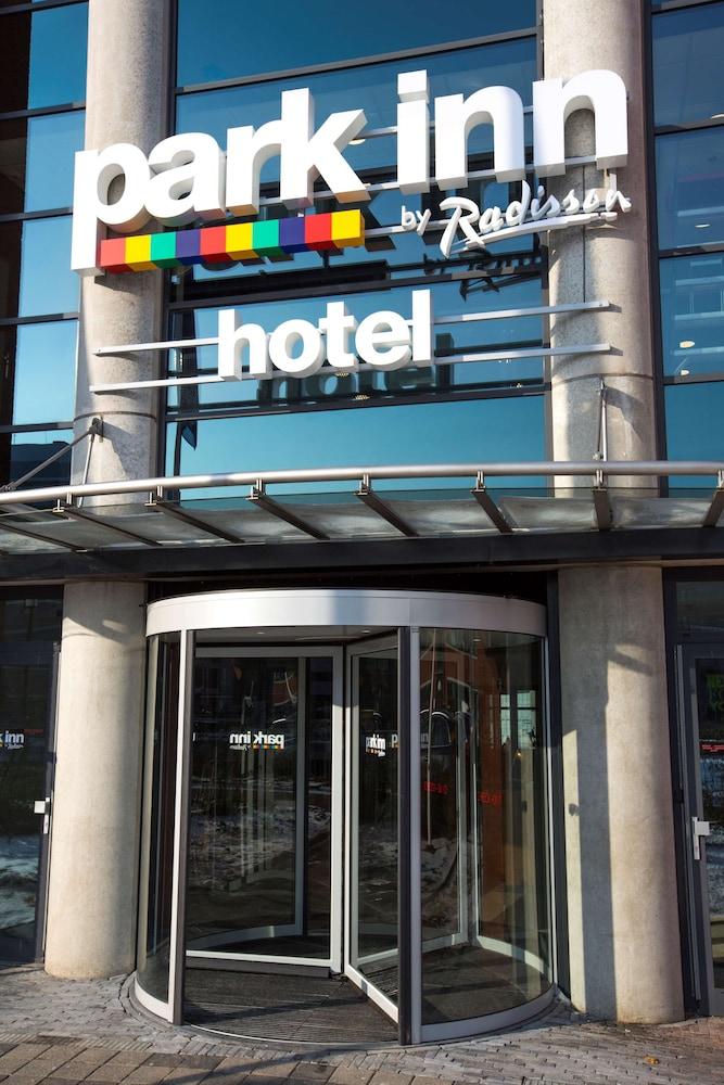 Park Inn by Radisson Amsterdam Airport Schiphol - Exterior
