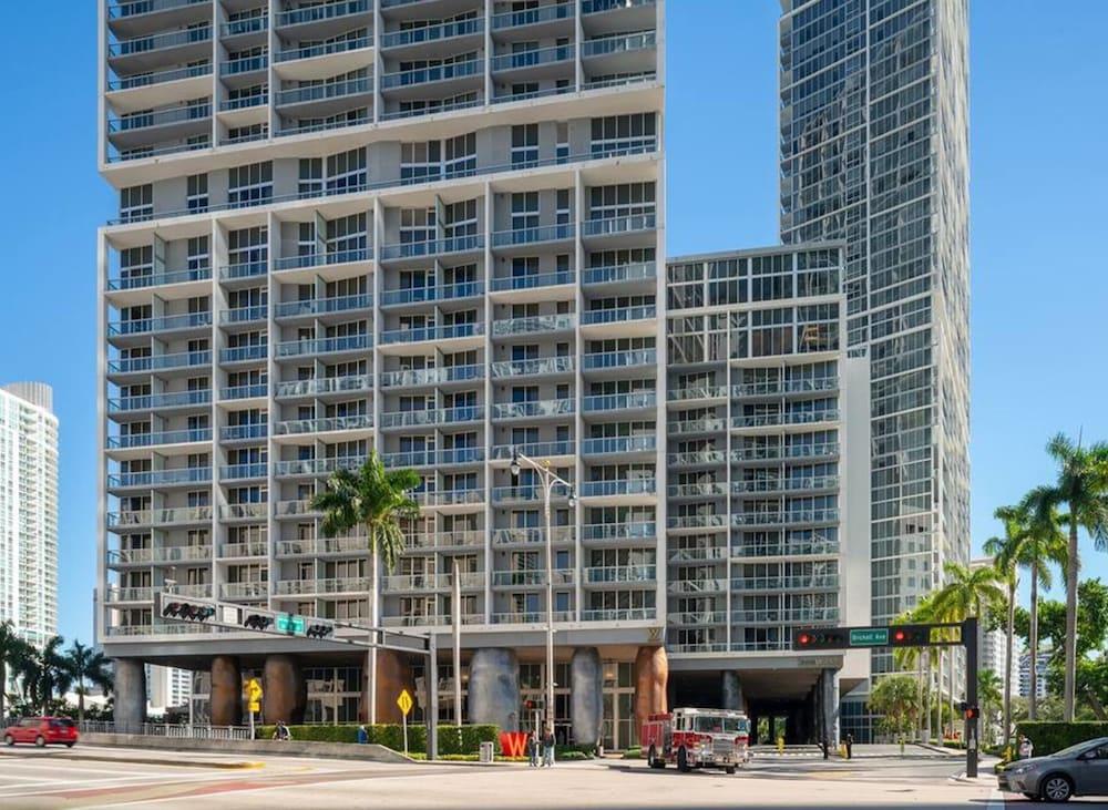 ICON Brickell Residences by SV Rentals - Exterior