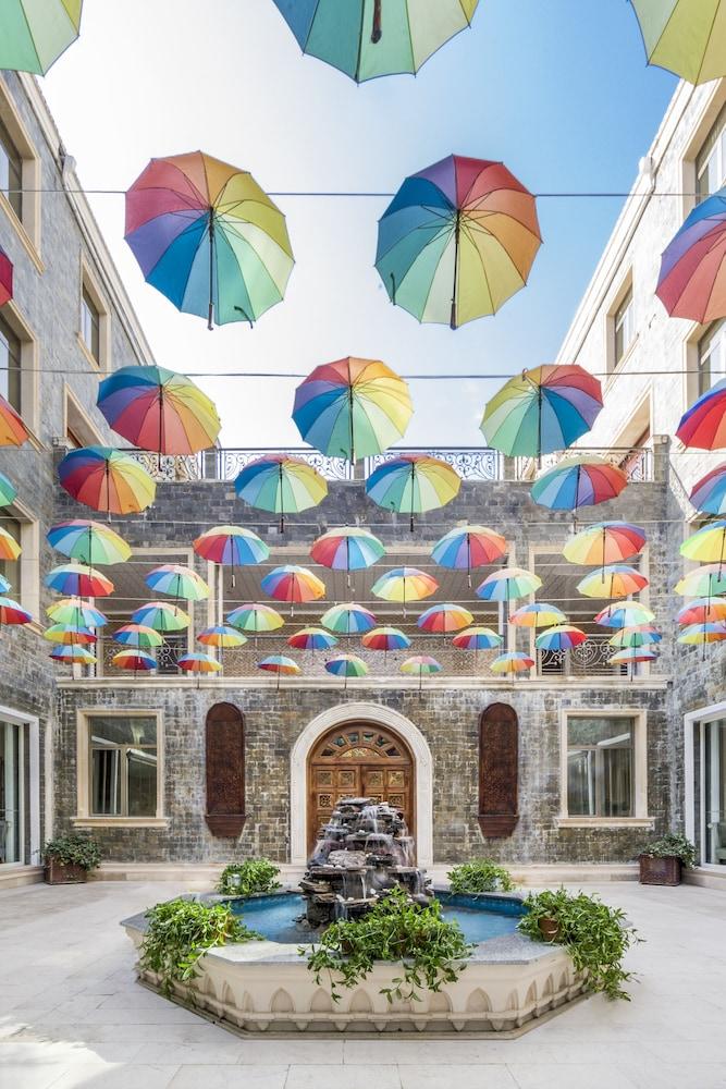 Qafqaz Karvansaray Hotel - Courtyard