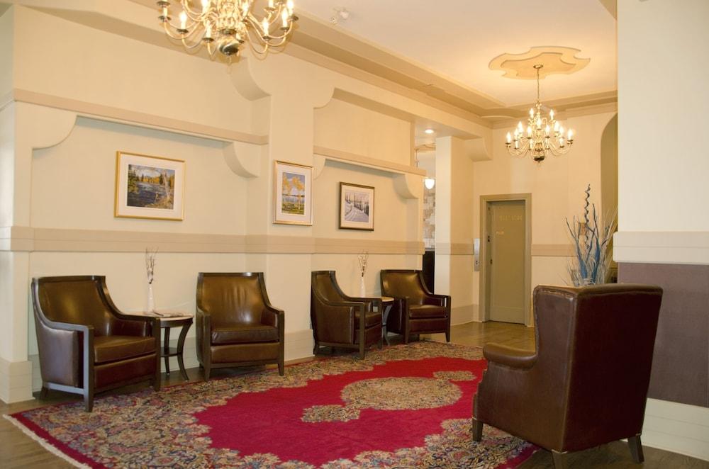 The Plaza Hotel, Trademark Collection by Wyndham - Lobby Sitting Area