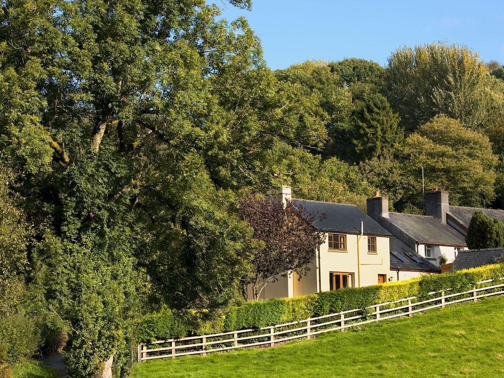 Country House Situated in Peacefull Valley near Forest Fawr Geopark - Featured Image