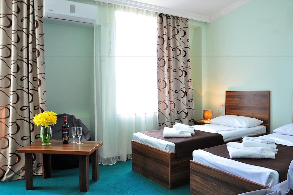 Reness Hotel Kobuleti - Room