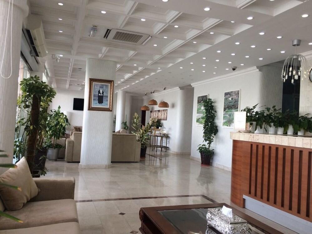 أجنجة فندق عمان بالم - Reception