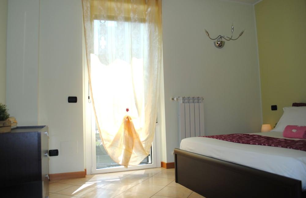 Bnbook - Residence Santa Giulia - Room