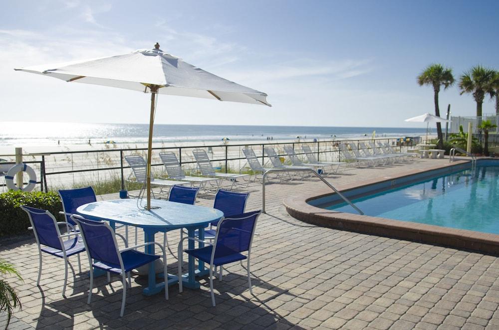 Daytona Beach Oceanside Inn - Pool