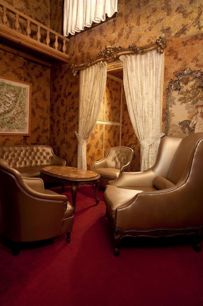 L'Auberge d'Hélène Grenoble Centre - Hotel Lounge
