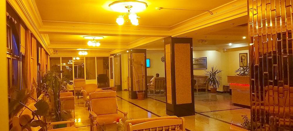 Sancak Hotel - Lobby Sitting Area