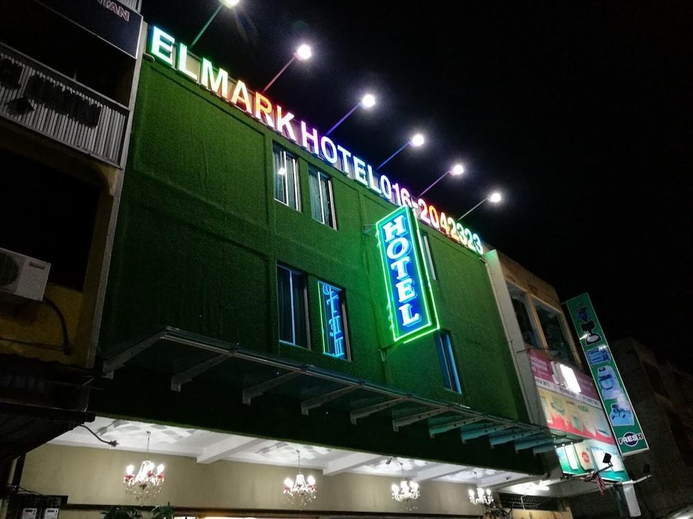 Elmark Hotel Kuantan - Featured Image