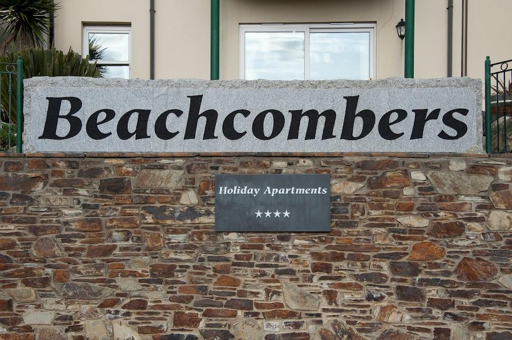 Beachcombers Apartments - Exterior detail