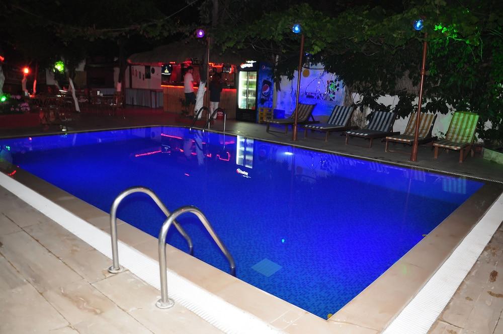 Kaliptus Hotel - Outdoor Pool