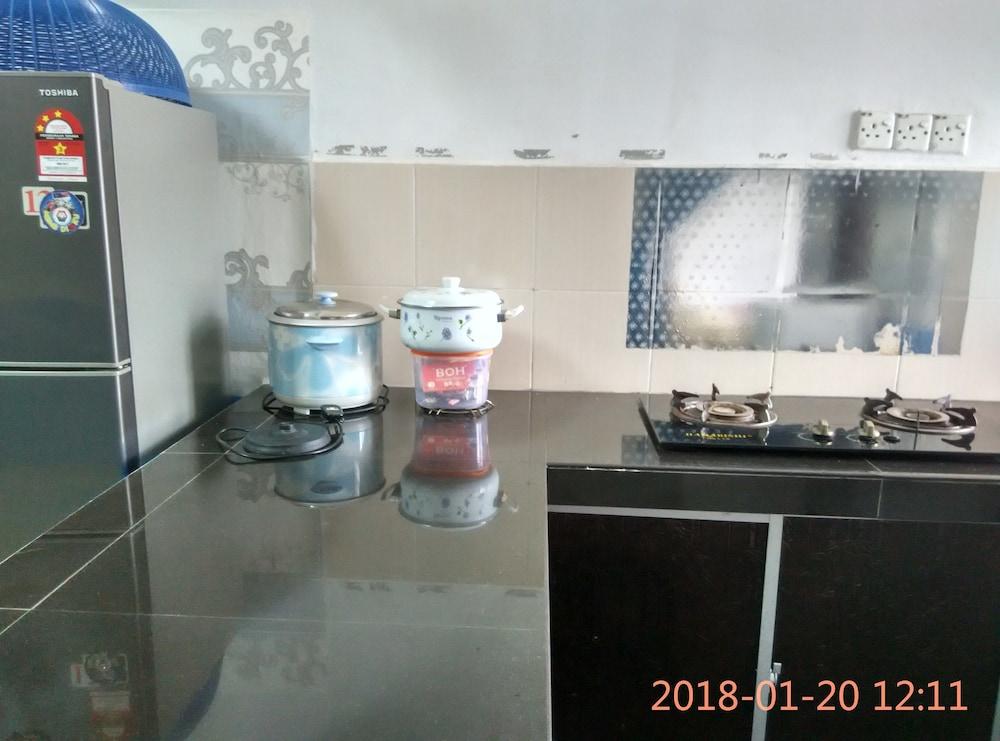 Alya Homestay - Private kitchen