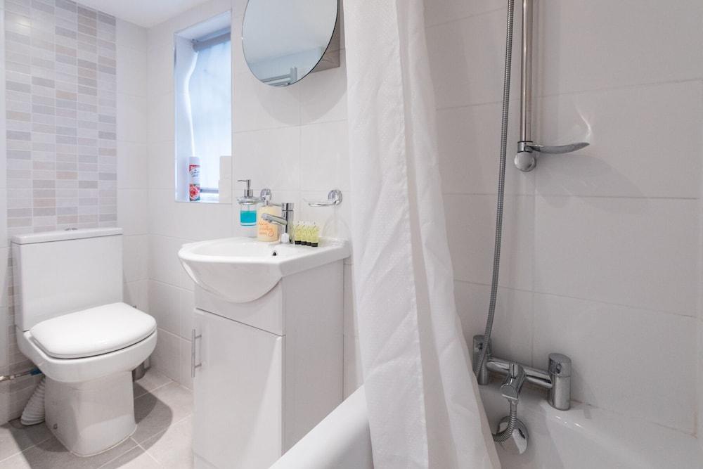 Belgravia Apartments - Westminster - Bathroom