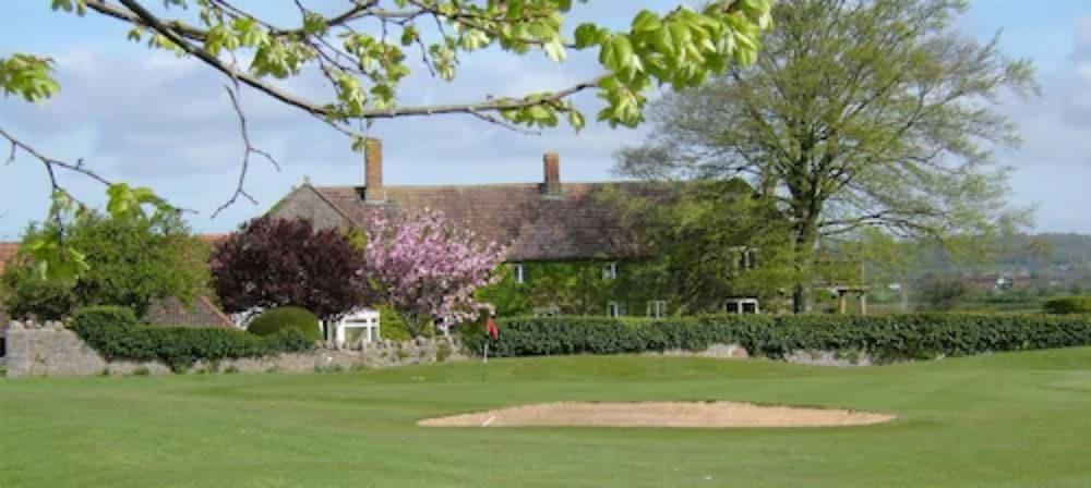 Mendip Spring Golf Club - Featured Image
