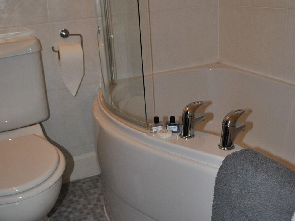 ذا بريويرز آرمز - Bathroom