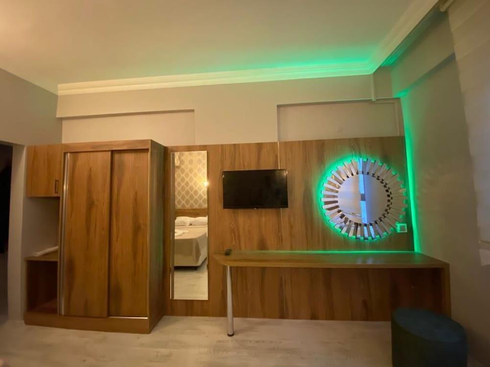 Grand Hotel 53 - Room