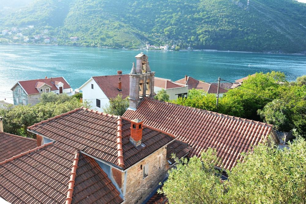 Tale House Montenegro - Aerial View