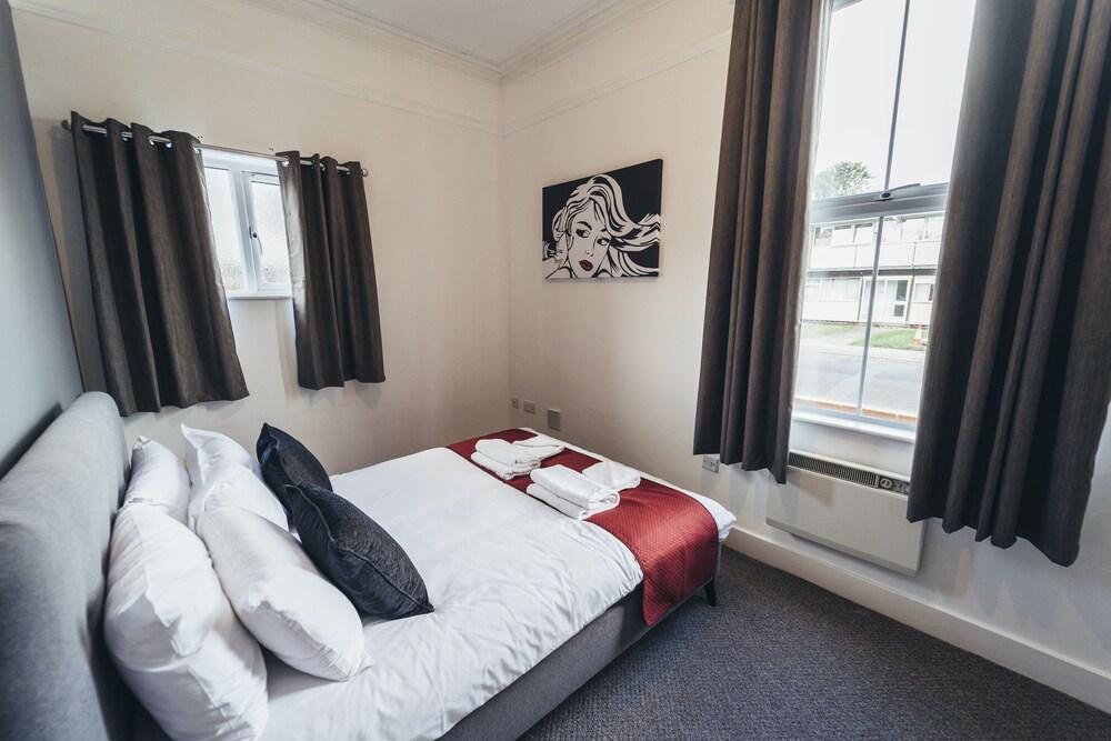 The Stay Company - Dalby House - Room