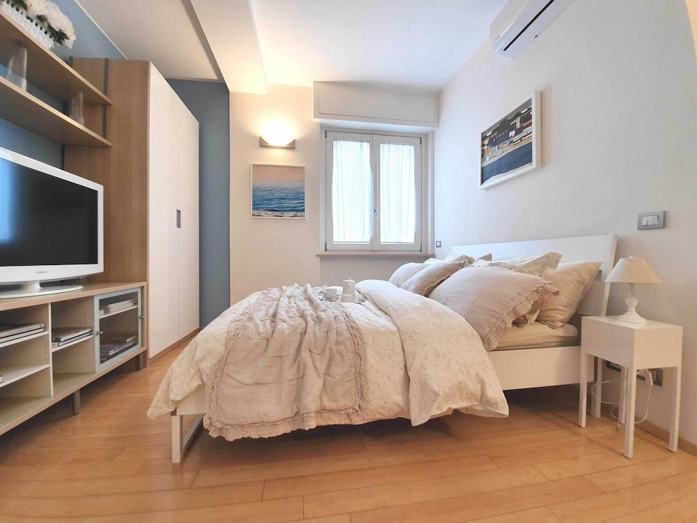 Corso Vercelli Apartment - Room
