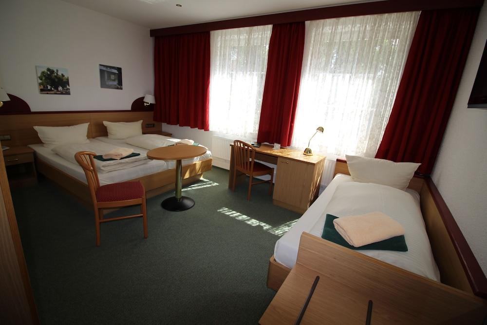 Hotel Carstens - Room