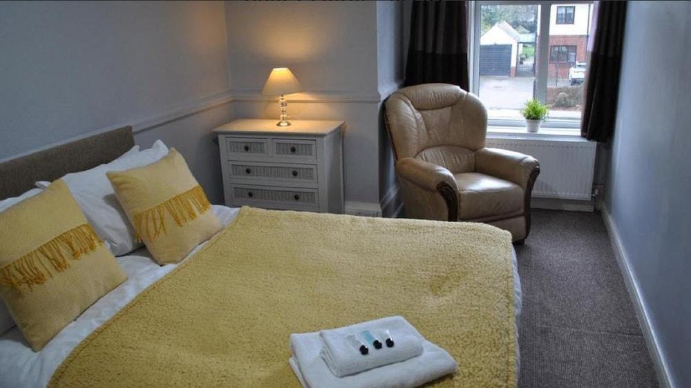 Abbey Lodge Self Catering Accommodation - Featured Image
