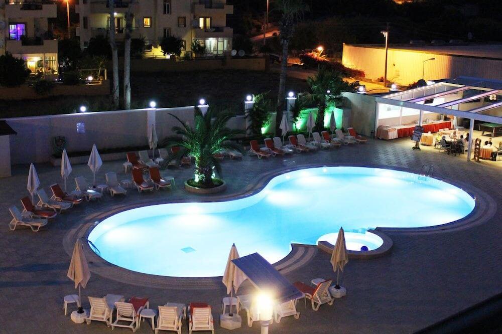Forum Residence Hotel - Outdoor Pool