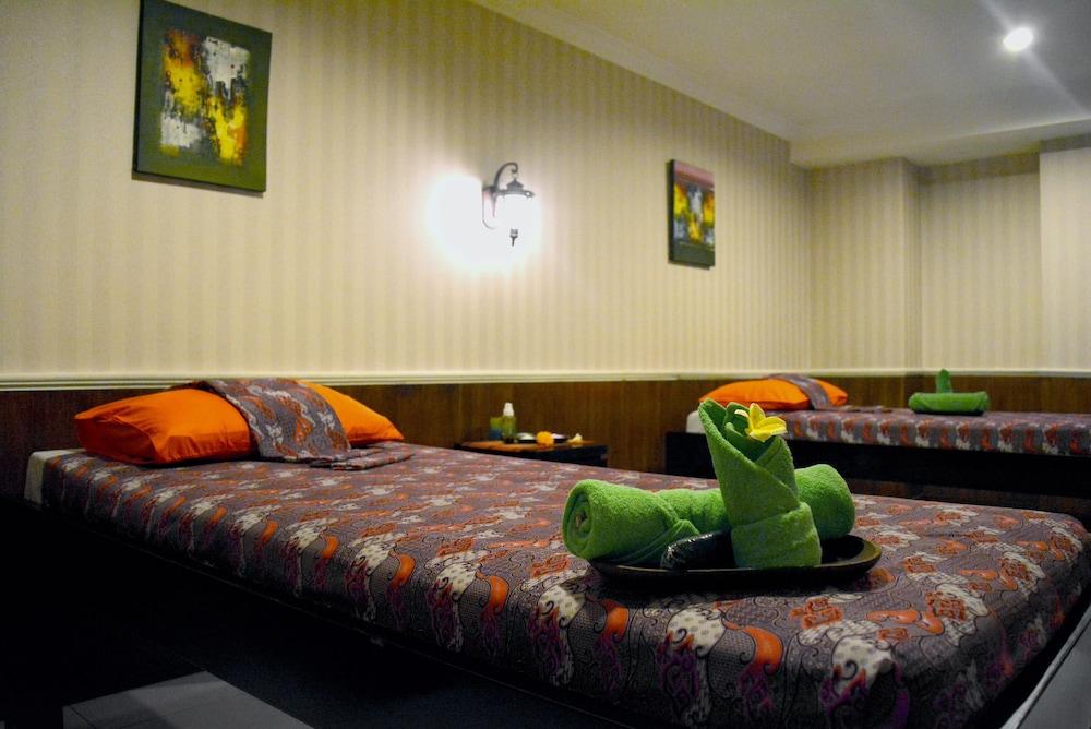 ASTON Denpasar Hotel & Convention Center - Treatment Room
