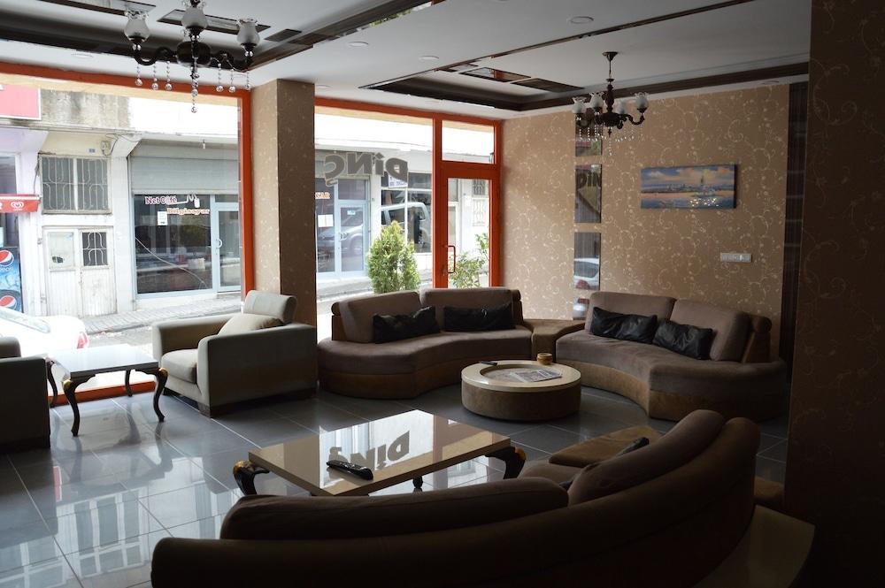 Dinc Hotel - Lobby Sitting Area