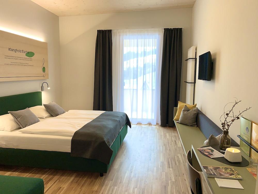 JUFA Hotel Laterns - Klangholzhus - Room