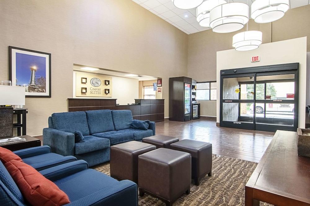 Comfort Suites Airport - Lobby
