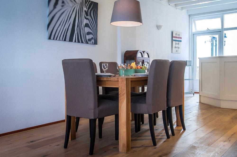 Short Stay Group Staalmeesters Serviced Apartment - In-Room Dining