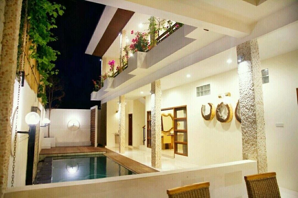 Villa Poetra Balangan - Outdoor Pool