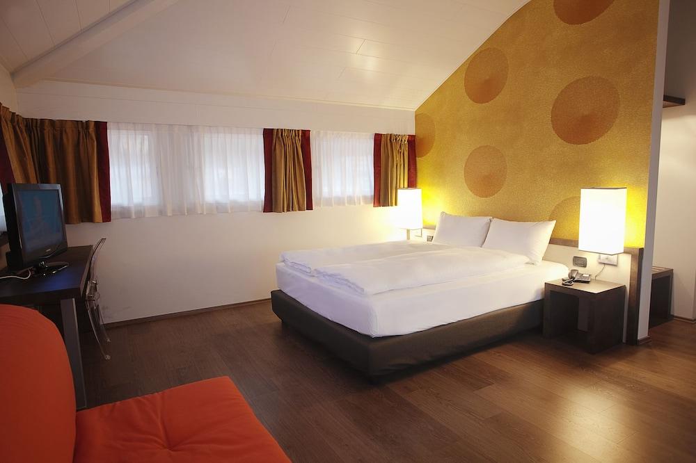 Hotel Internazionale Bellinzona - Room