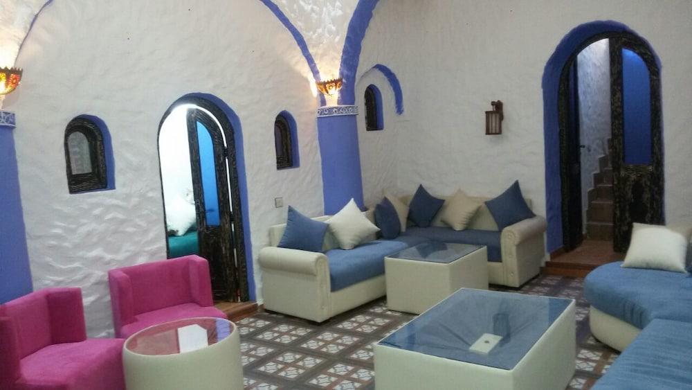 Riad Antek - Lobby Sitting Area